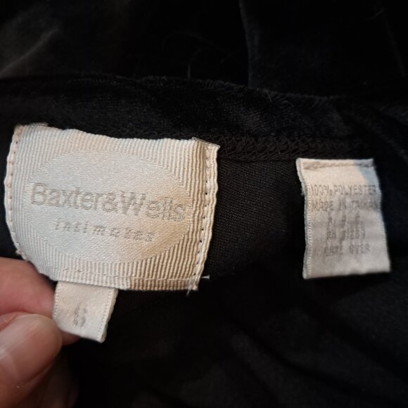 Baxter & Wells size S long black velvet dress with pockets, GREAT condition - Picture 5 of 5